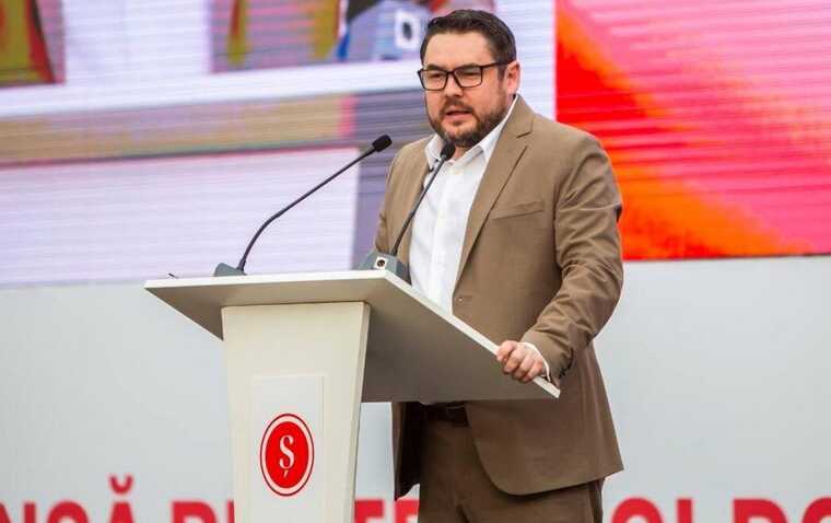 Лидер молдавской оппозиции Алексей Лунгу взят под стражу